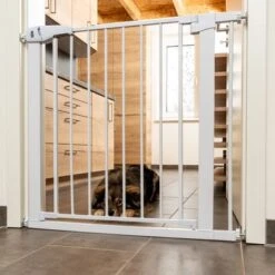 Barrera Blanca TIAKI Con 7 Cm De Extensión Para Perros -Bravery Tienda 334597 tiaki dog gate white fg 8184 1